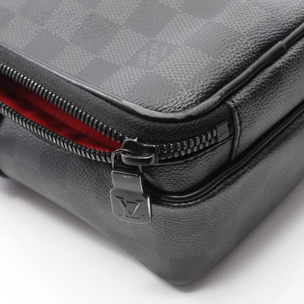 Louis Vuitton Shoulder Bags