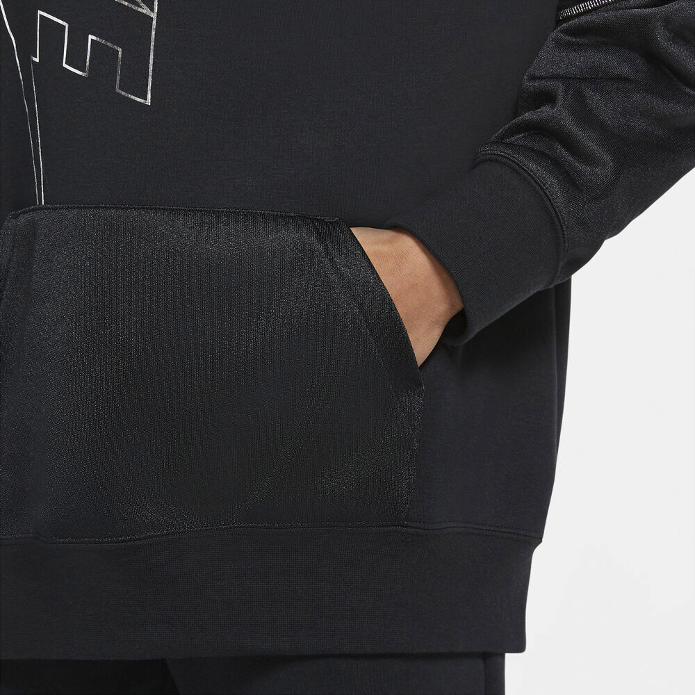 Nike Sportswear Clash