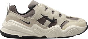 Tech Hera Sneakers