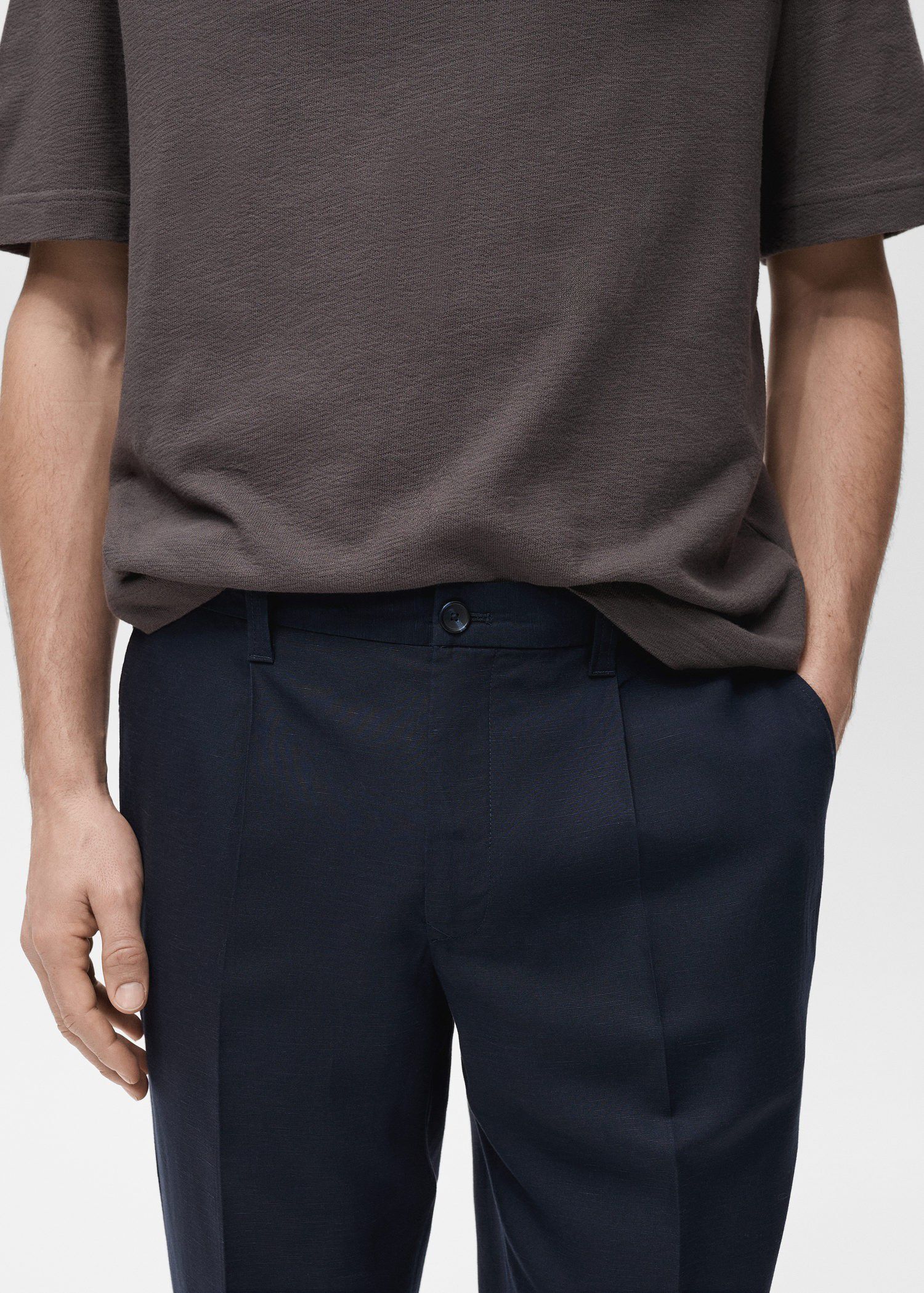 Regular-fit linen trousers