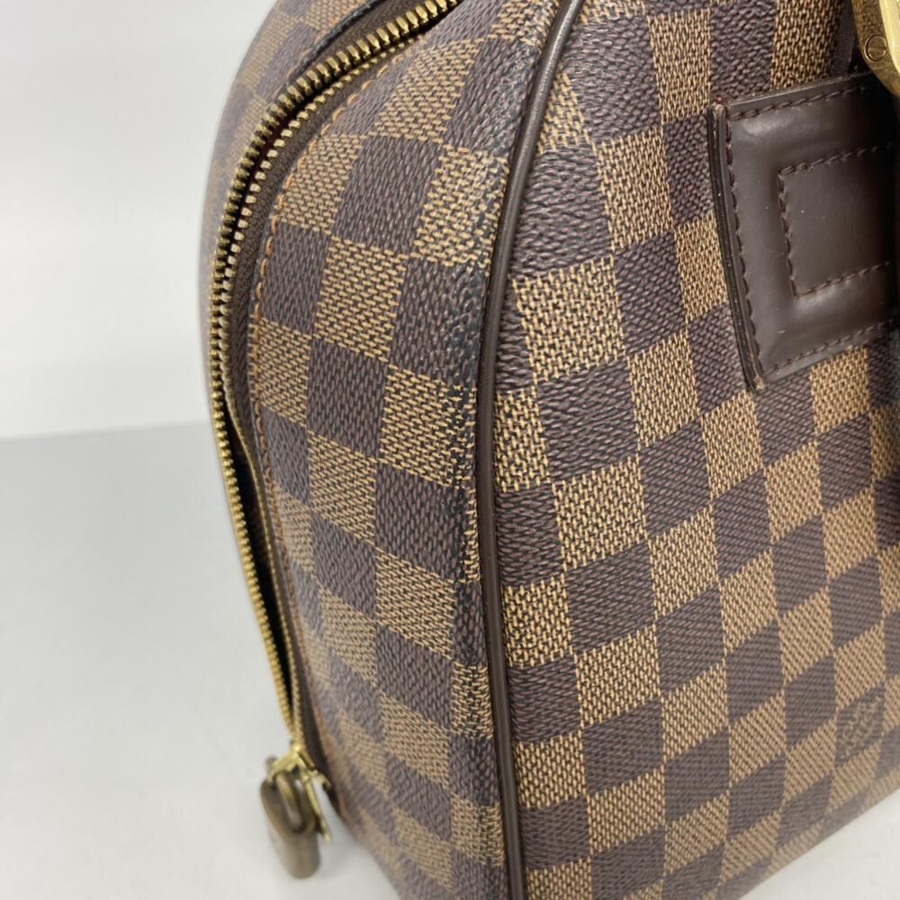 Louis Vuitton Nolita