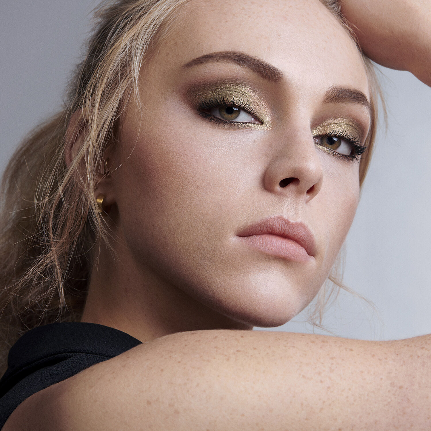 L'Absolu Noir Volumizing Mascara