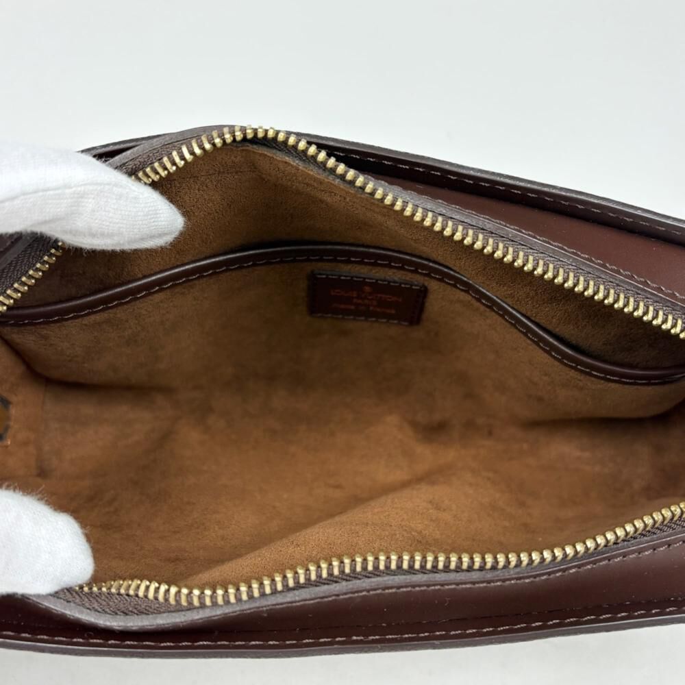 Louis Vuitton Clutch
