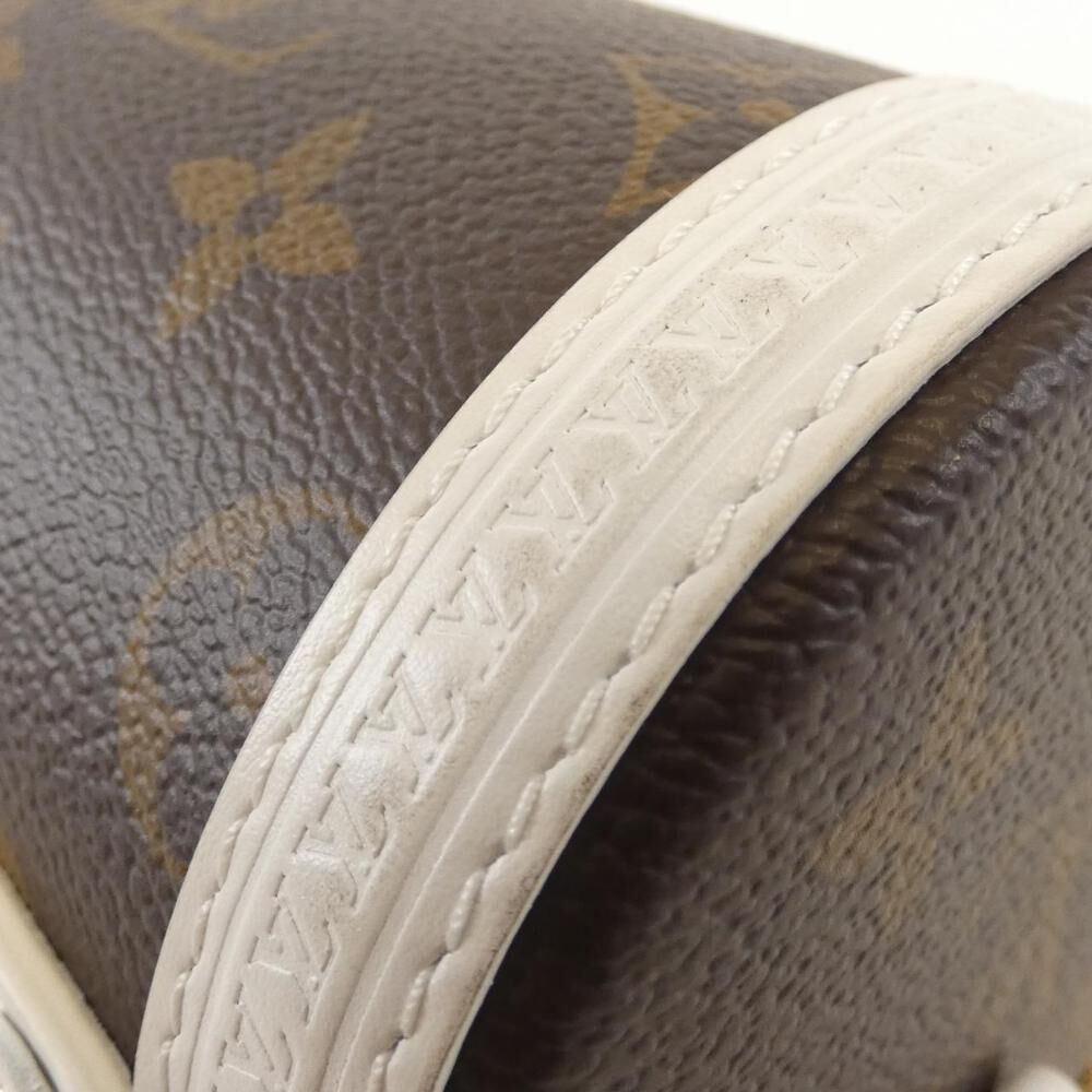 Louis Vuitton Shoulder Bags