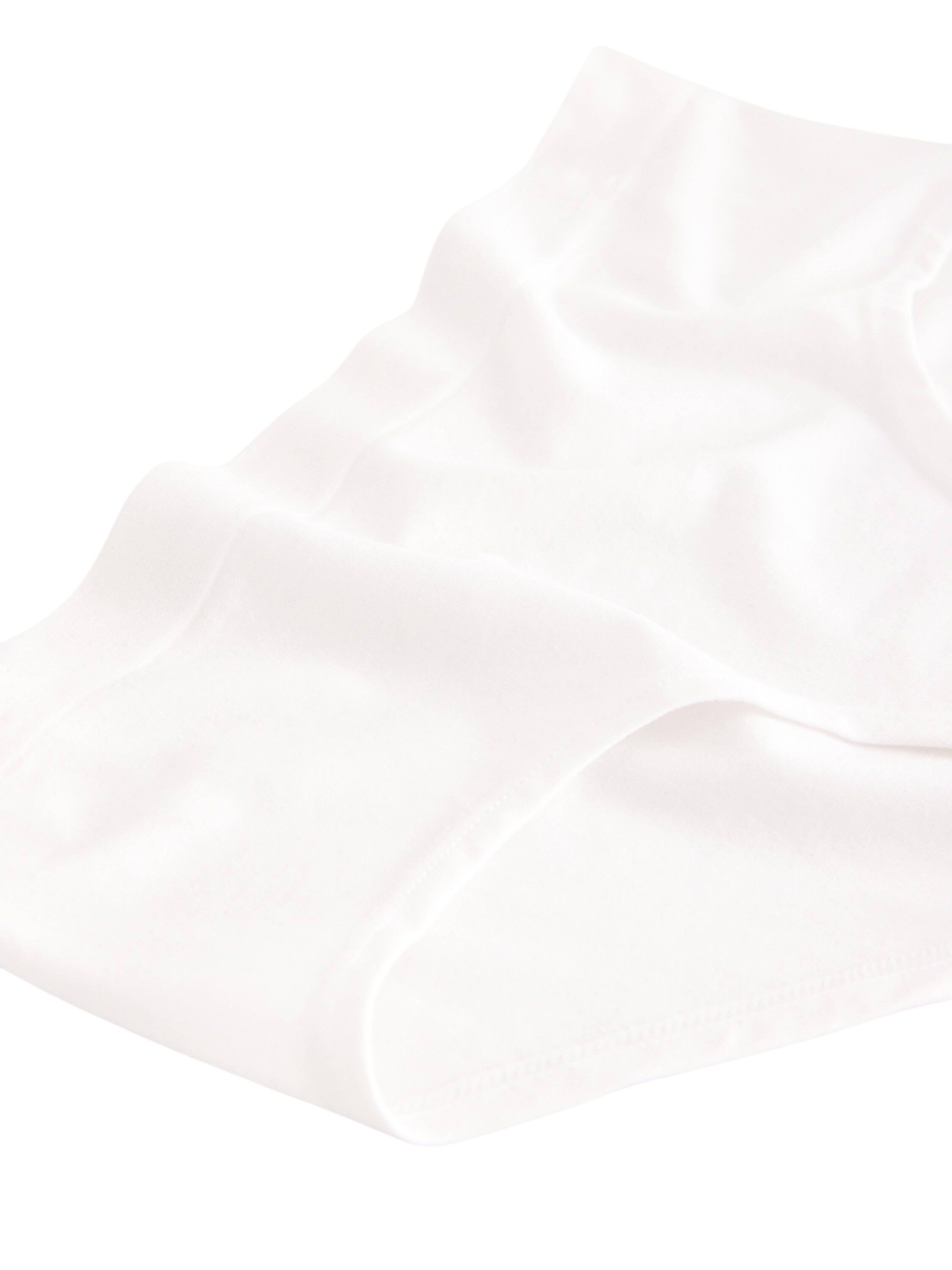 Trusser med normal talje og uden s&oslash;mme