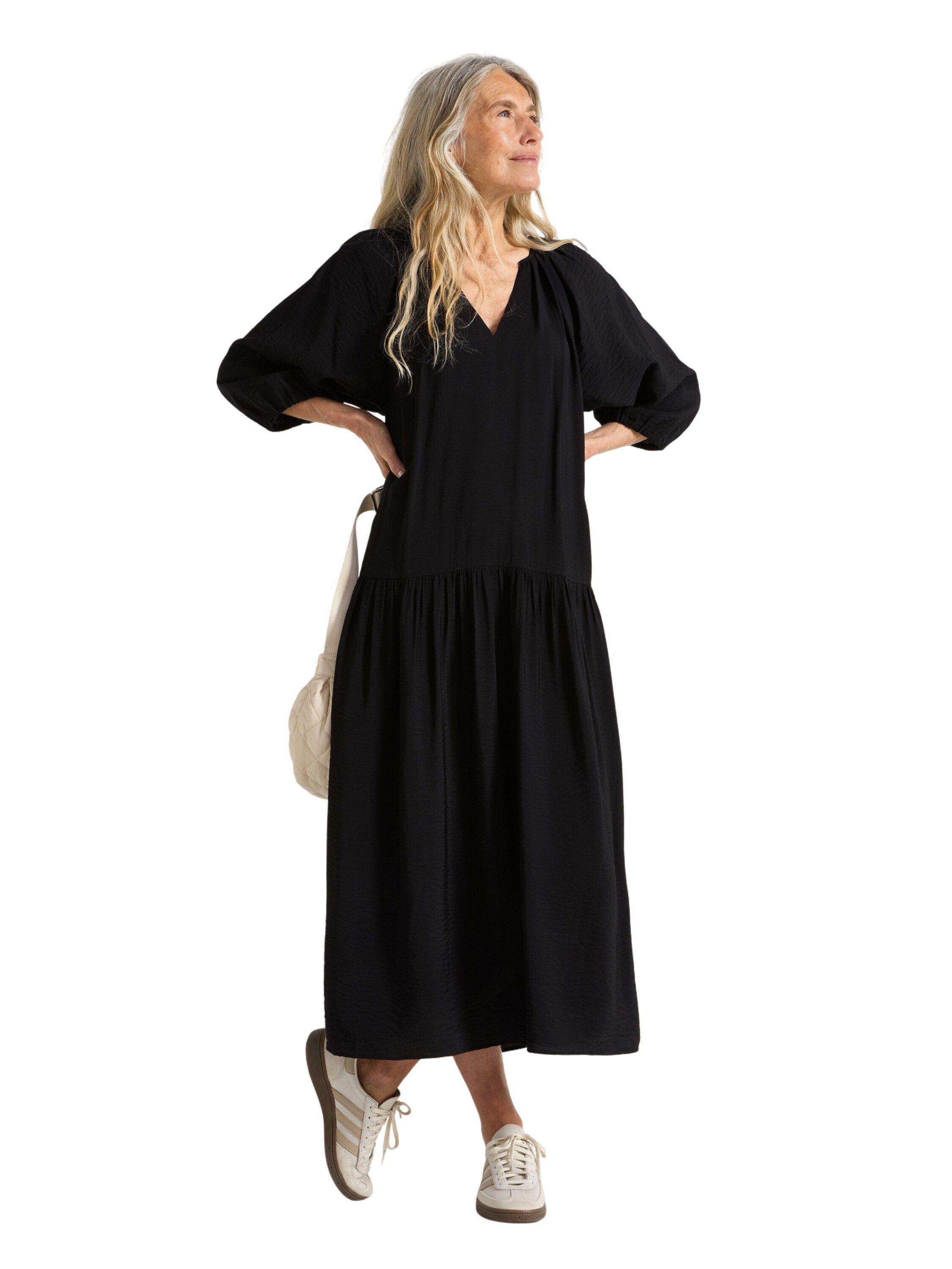 V&auml;vd midikl&auml;nning med A-linjeform