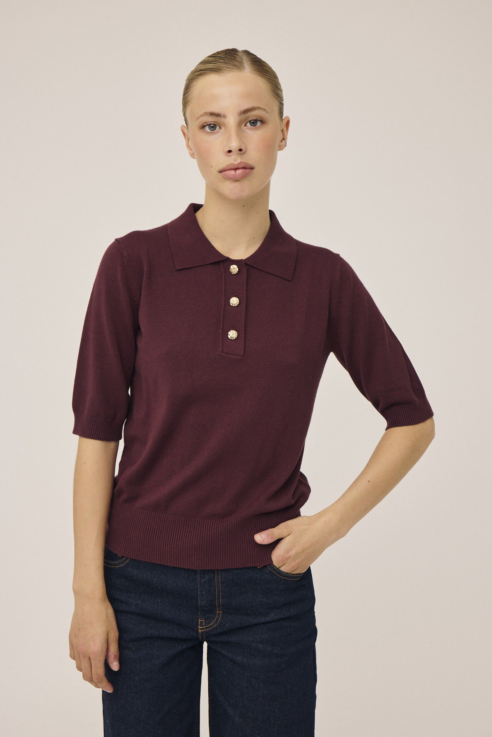 Frigga 11 Kort&aelig;rmede strik polo - Viscose LENZINGECOVERO