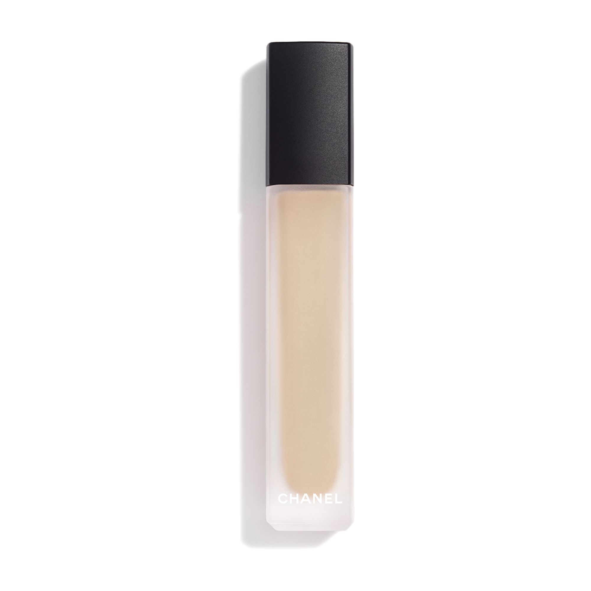 ULTRAWEAR  ALL-DAY COMFORT  FLAWLESS FINISH CONCEALER