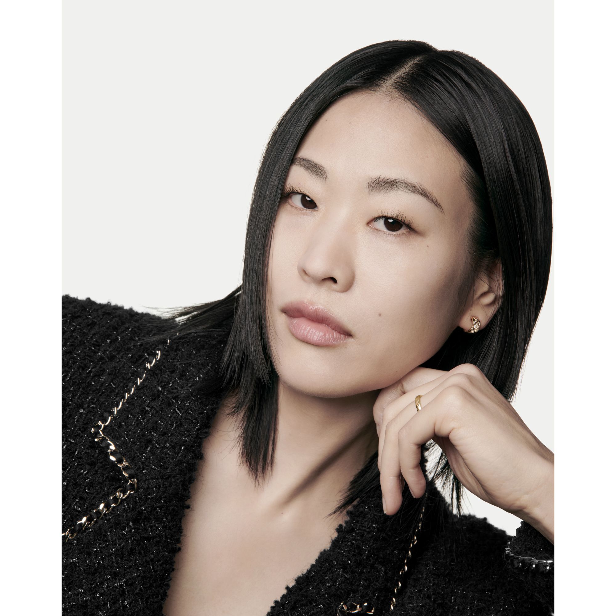 Water-Fresh Tint With Micro-Droplet Pigments. Bare Skin Effe