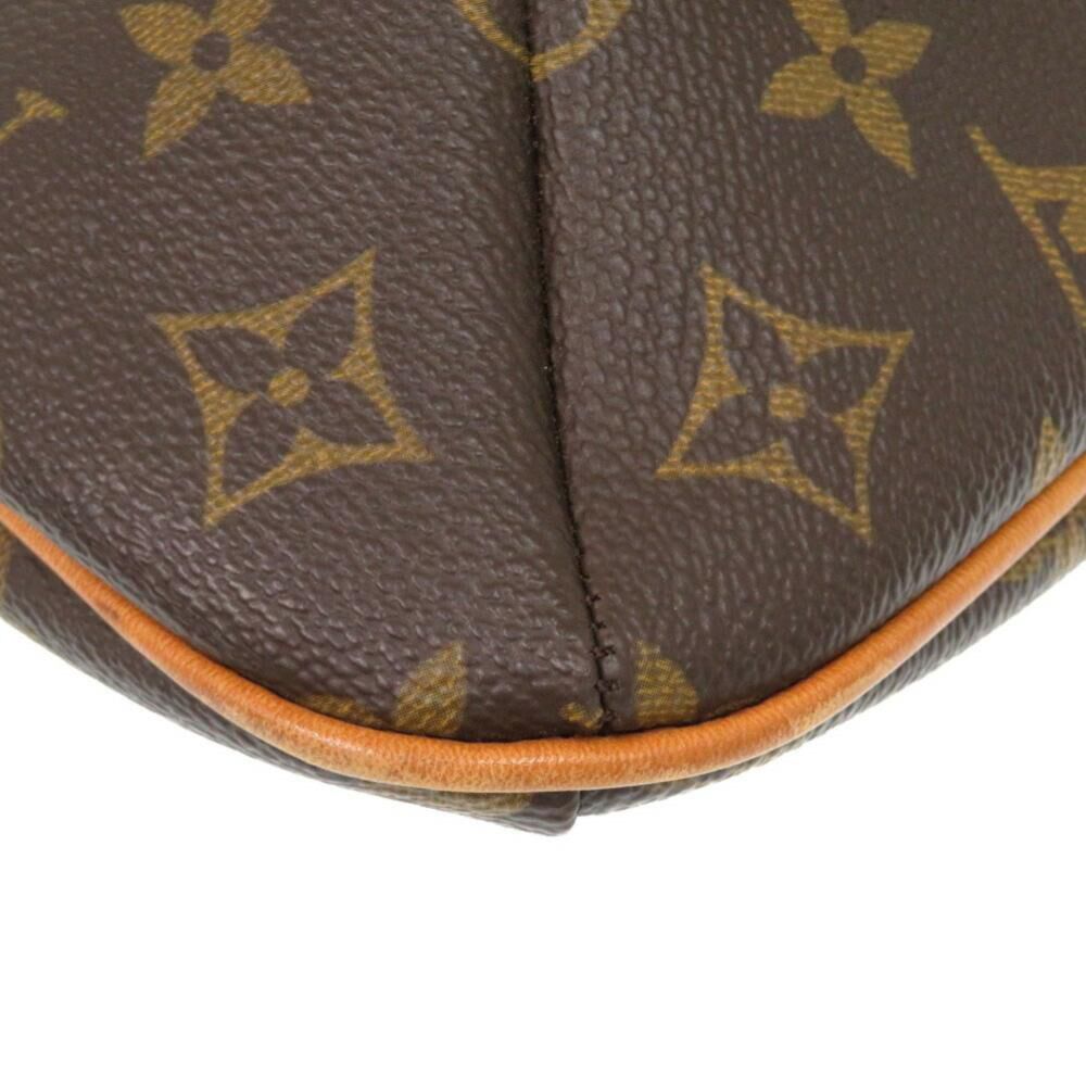 Louis Vuitton Shoulder Bags
