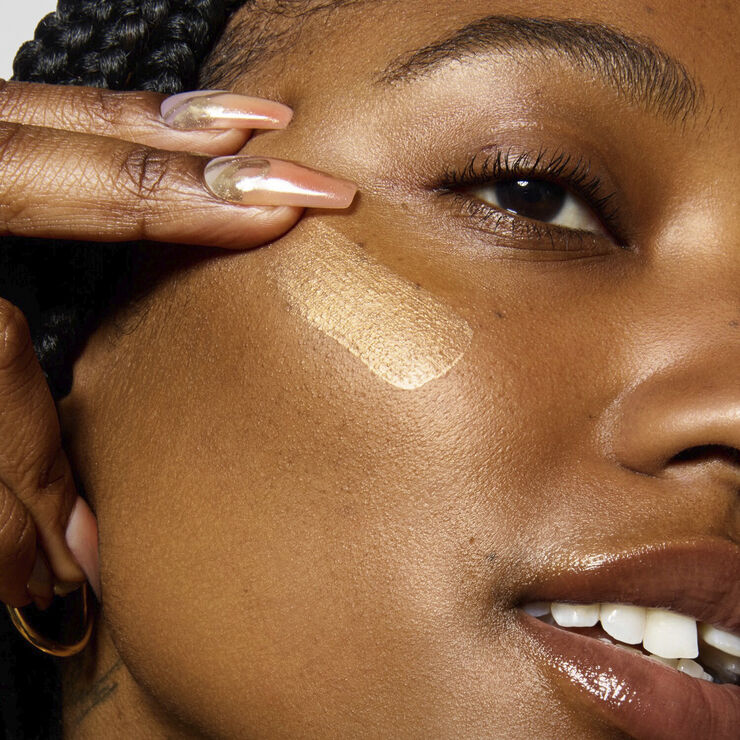 Hydro Grip + Glow Primer - Base med reflekterende perler