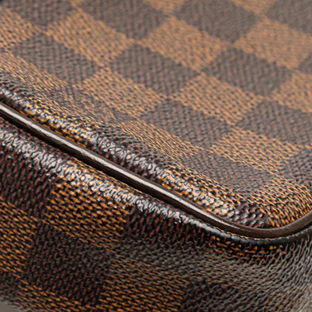 Louis Vuitton Clutch