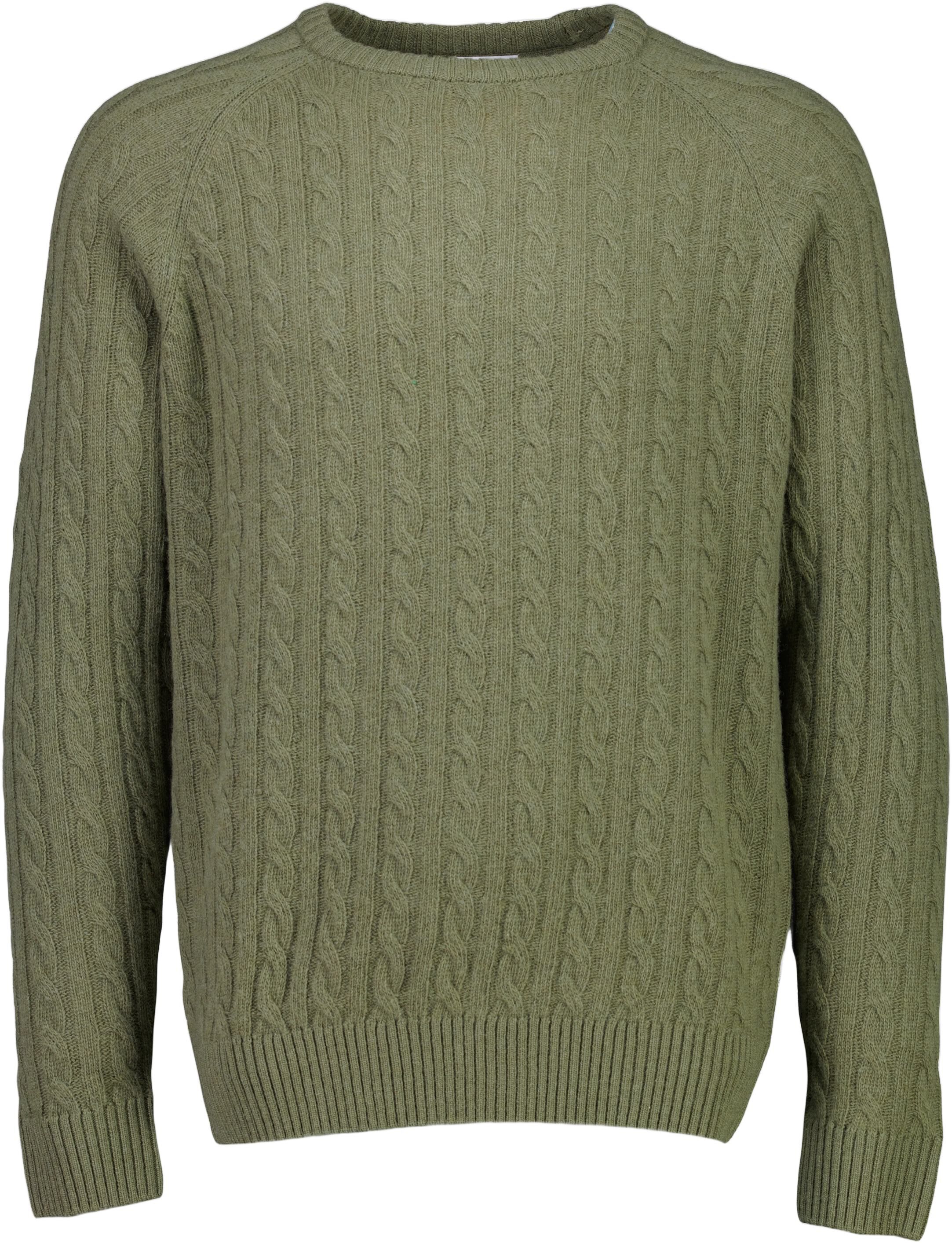 Lambswool raglan cable o-neck