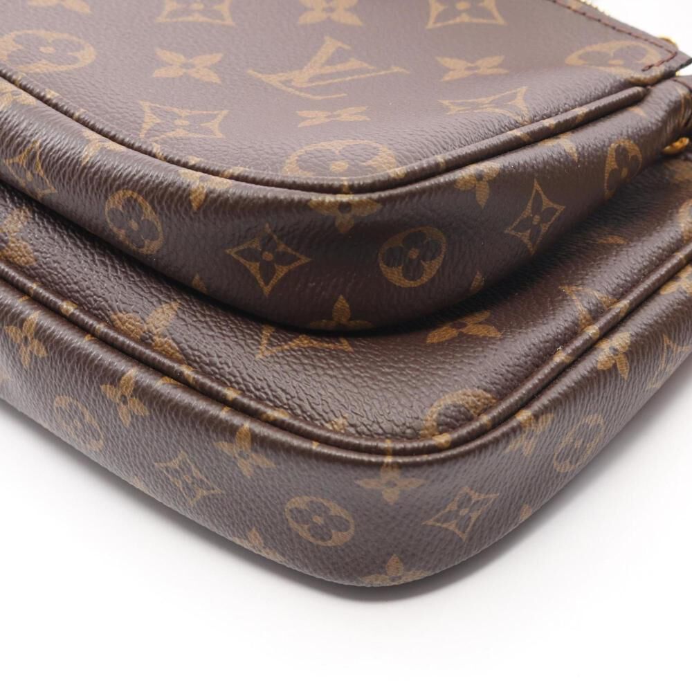 Louis Vuitton Pochette Accessoires