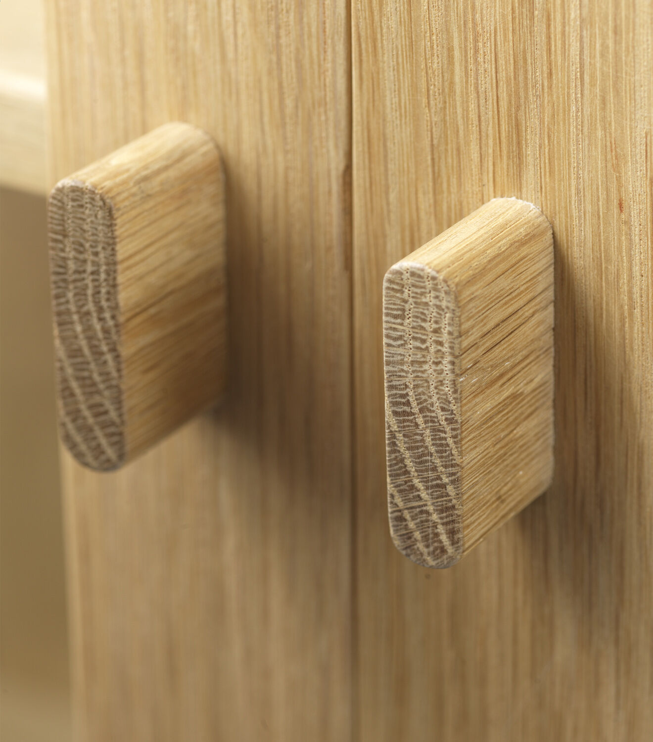 A90 - Boderne - Vitrineskab