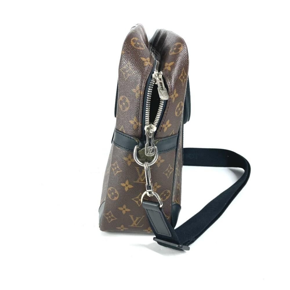 Louis Vuitton Porte Documents Voyage