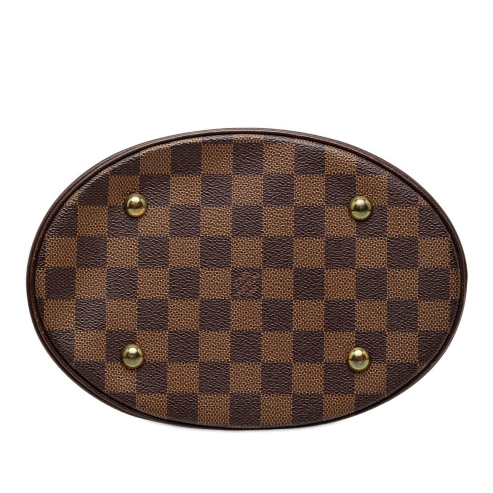 Louis Vuitton Marais