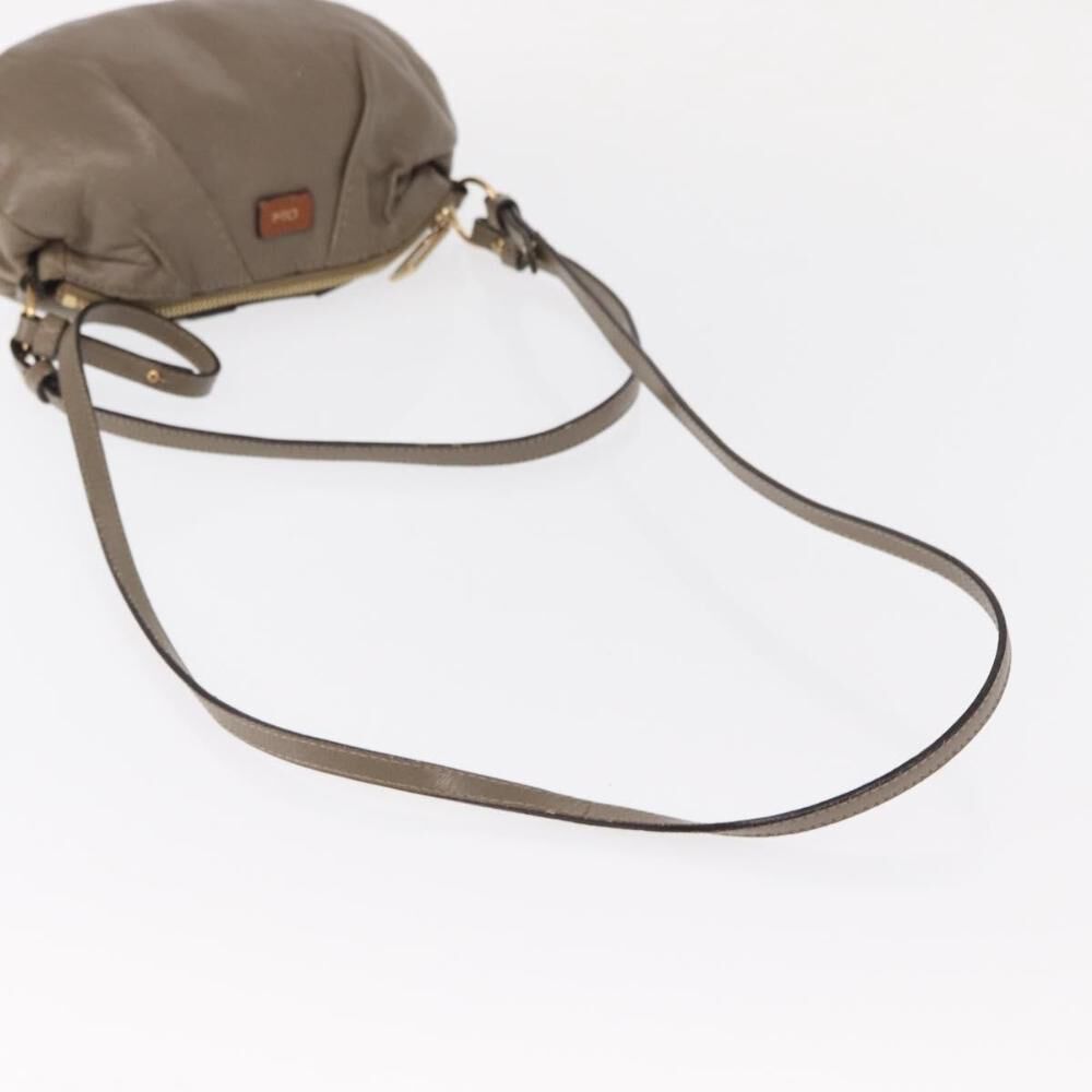 Chlo&eacute; Shoulder Bag