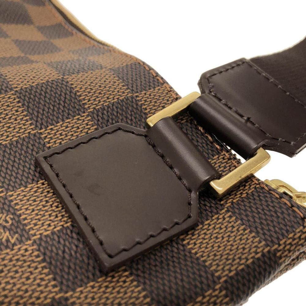 Louis Vuitton Shoulder Bags
