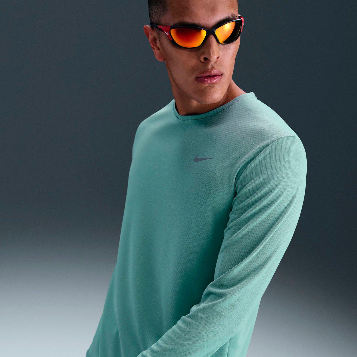 Miler Dri-Fit UX L&oslash;be T-shirt Lang&aelig;rmet