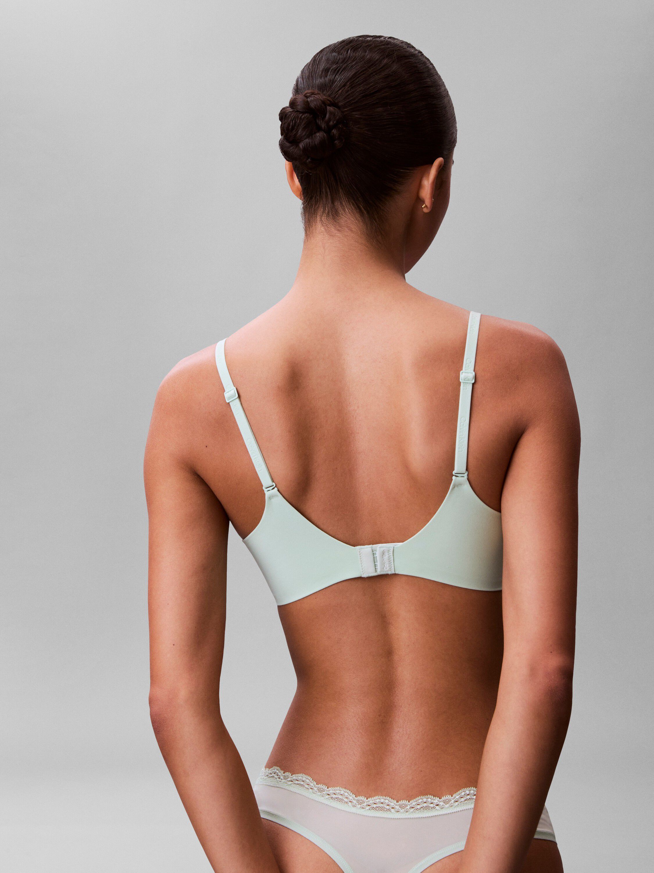 PUSH UP PLUNGE