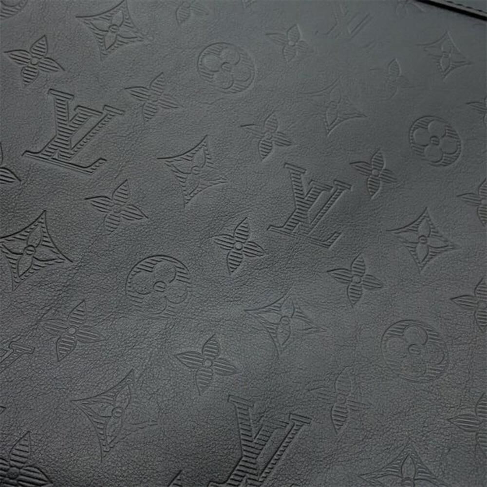 Louis Vuitton Clutch