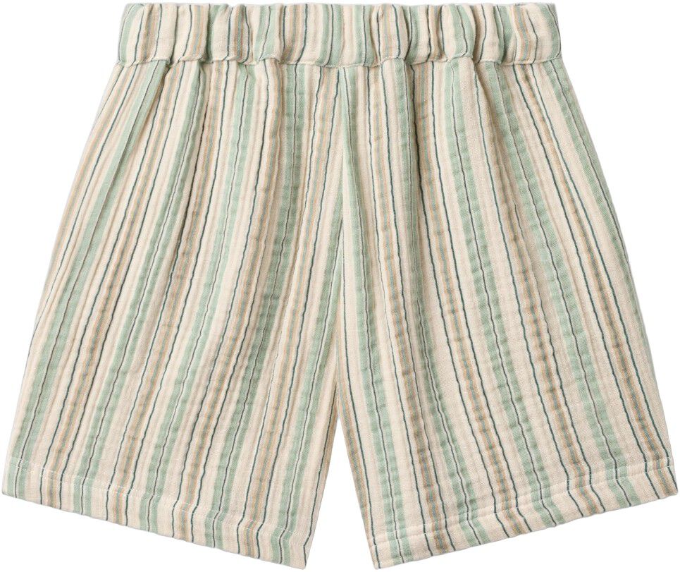 S&aelig;t med Skjorte og Shorts