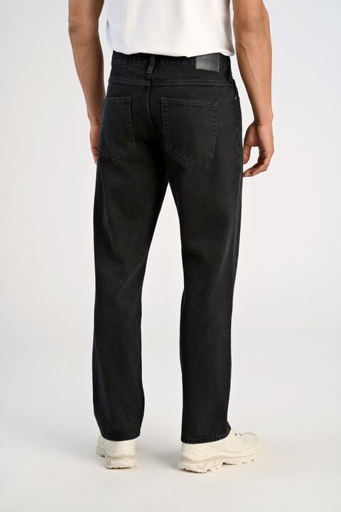 Loose fit jeans