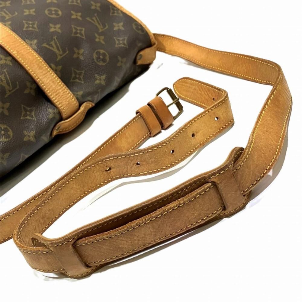 Louis Vuitton Saumur