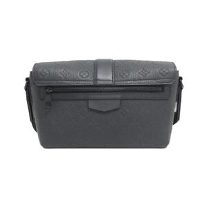 Louis Vuitton Messenger