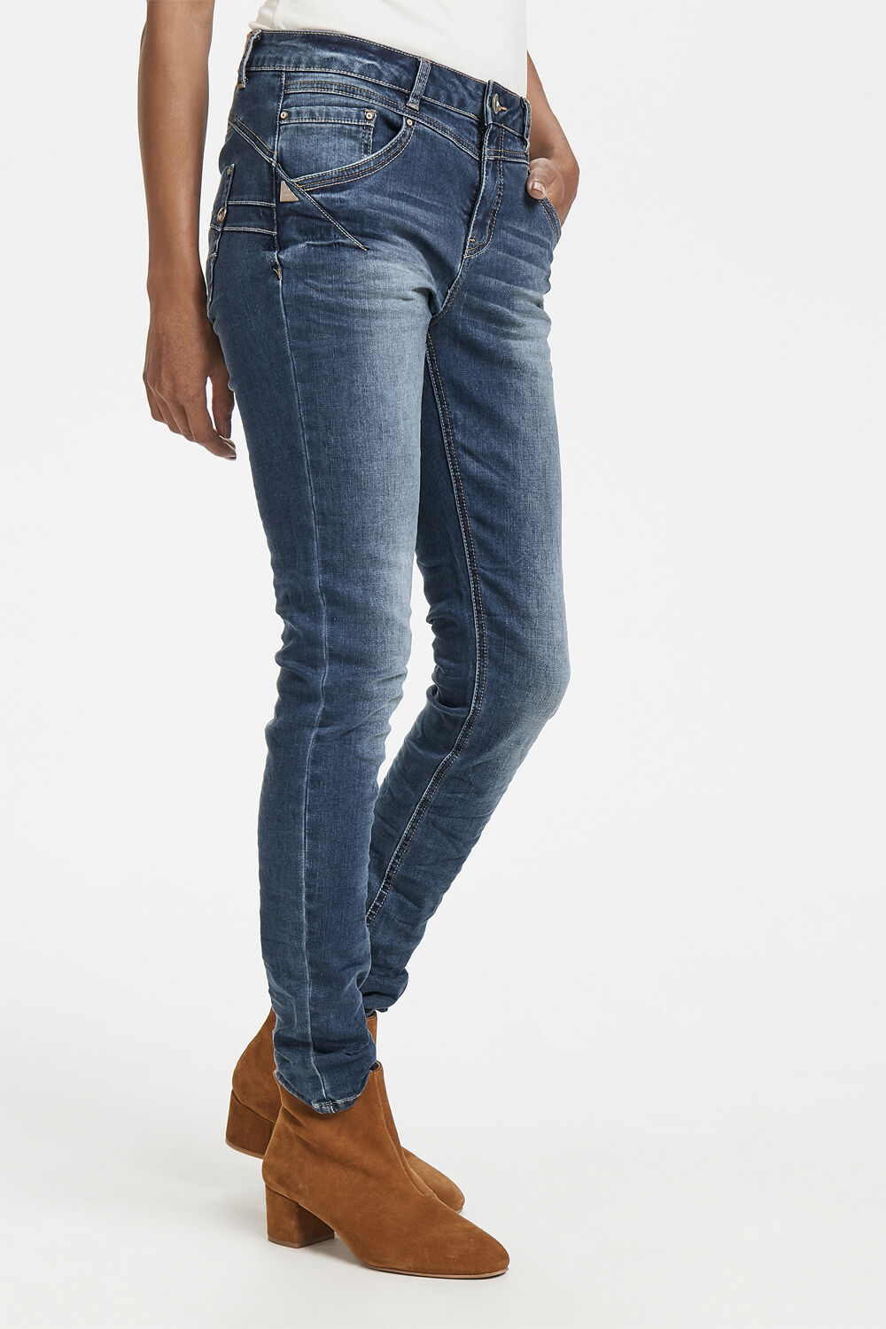 Amalie jeans shape fit