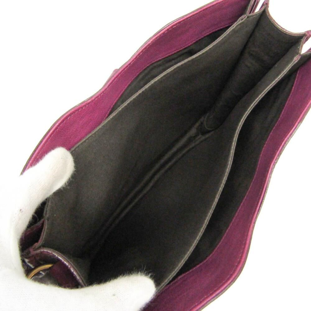 Yves Saint Laurent Shoulder Bag