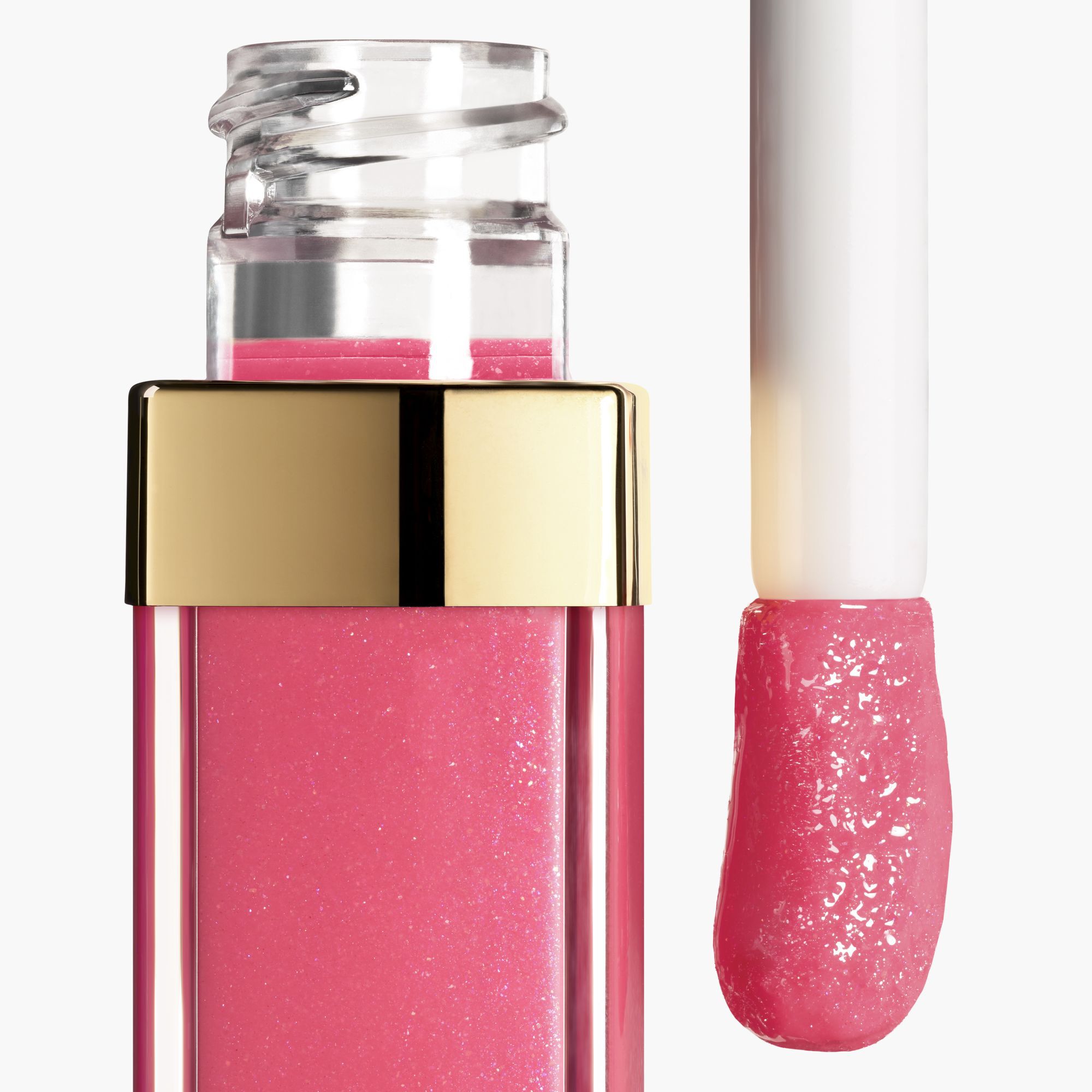 FUGTGIVENDE OG SKINNENDE GLOSS