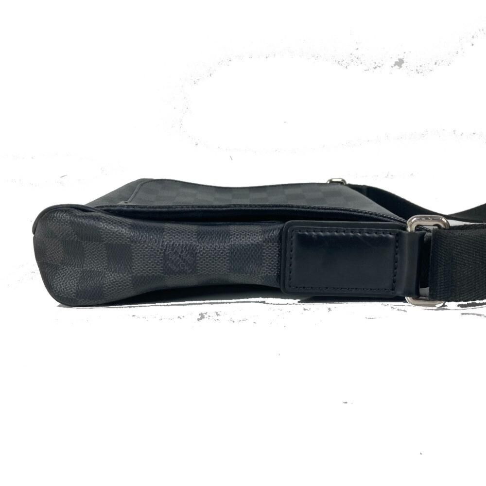 Louis Vuitton Messenger