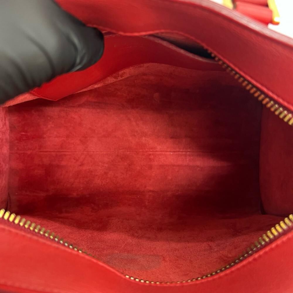 Yves Saint Laurent Handbag