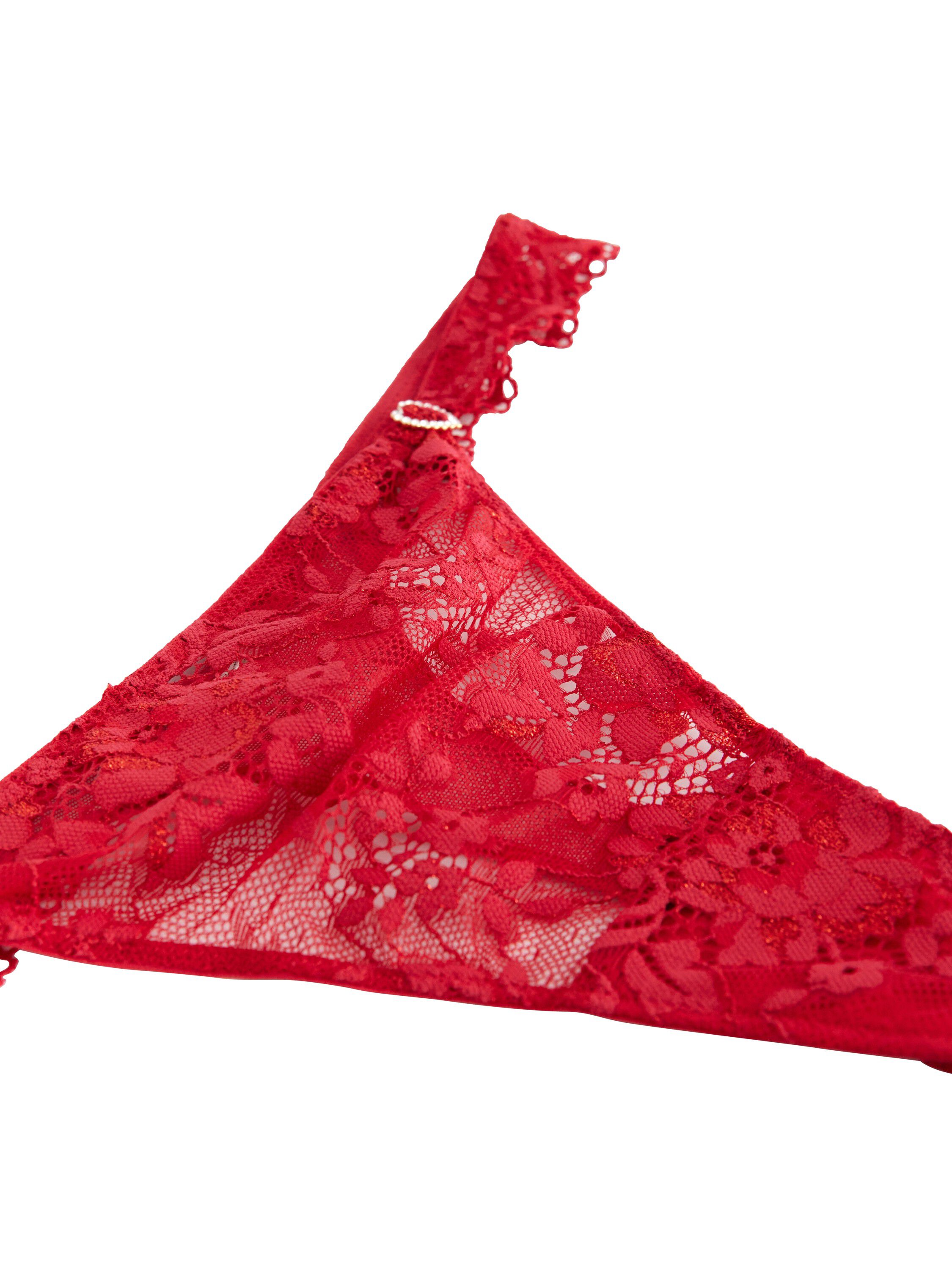 Thong in lace with a low waist and