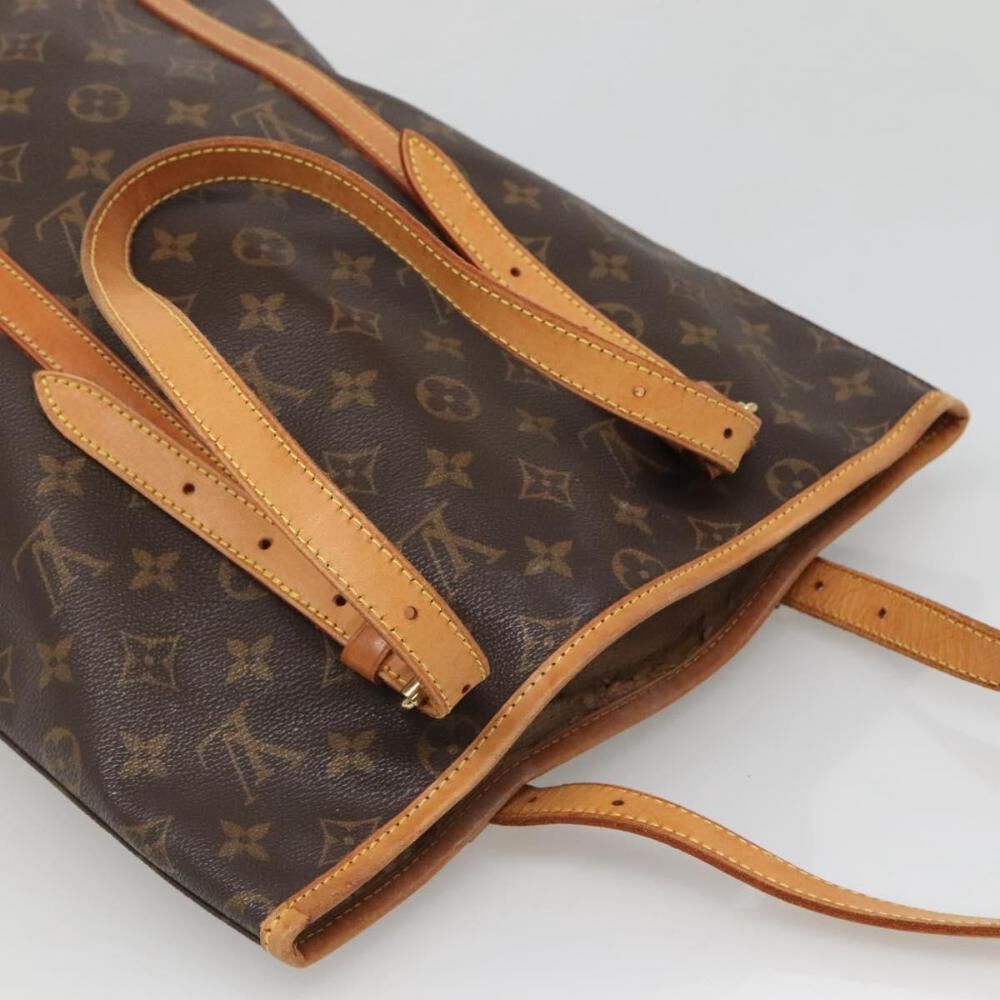 Louis Vuitton Bucket Bag