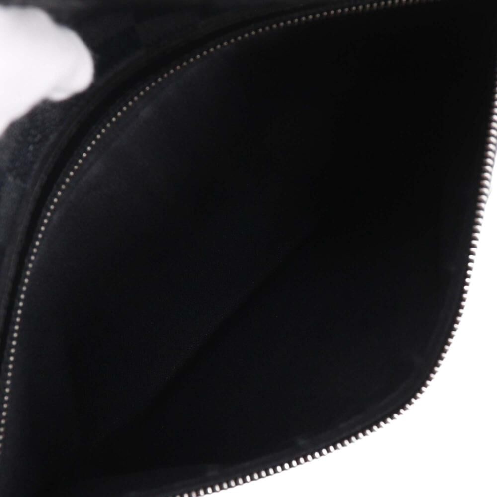 Louis Vuitton Mick