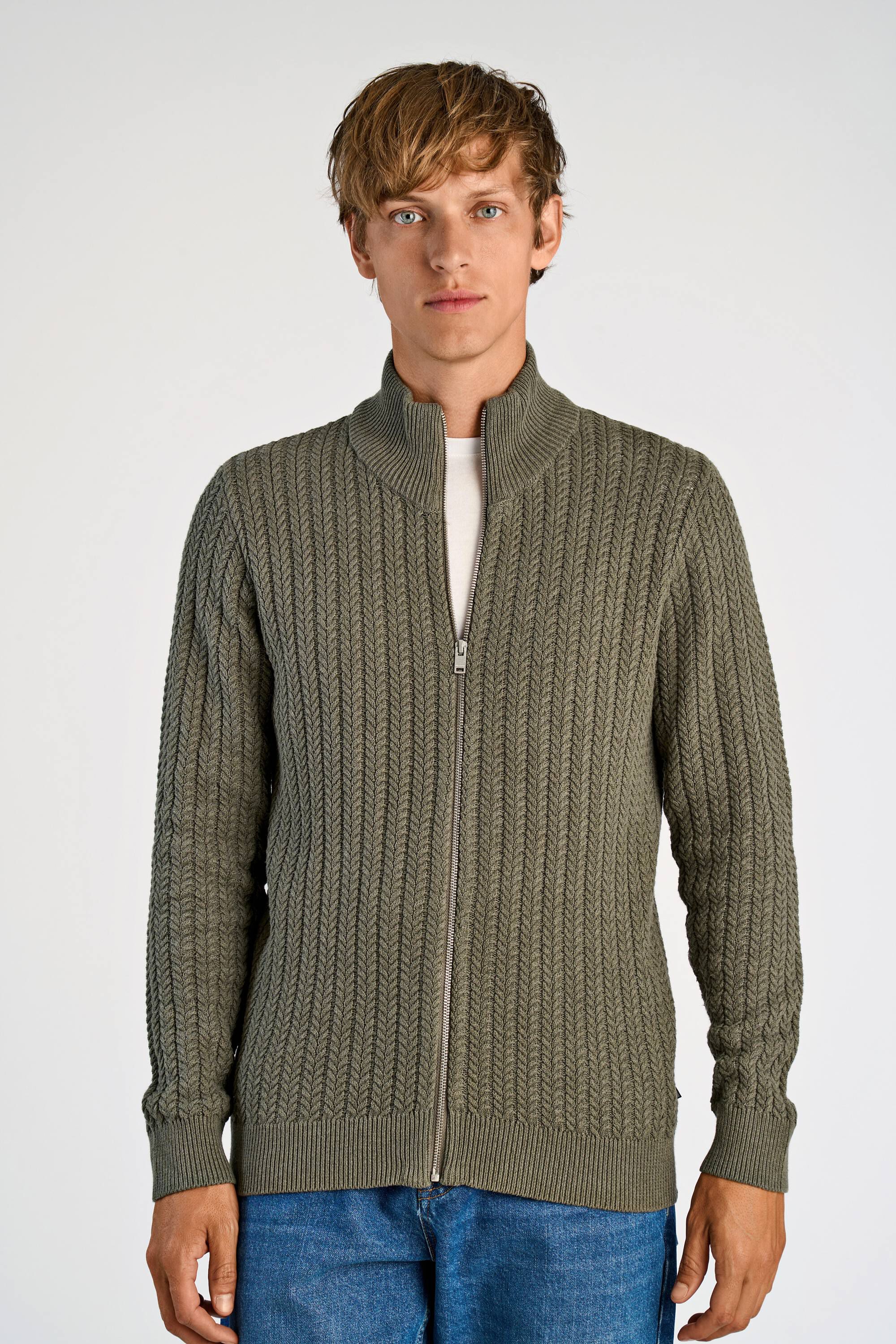 Recycle cabel knit zip cardiga