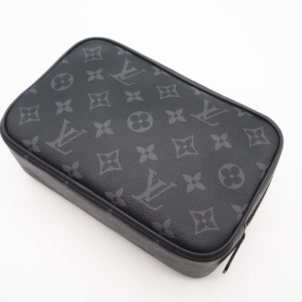 Louis Vuitton Clutch