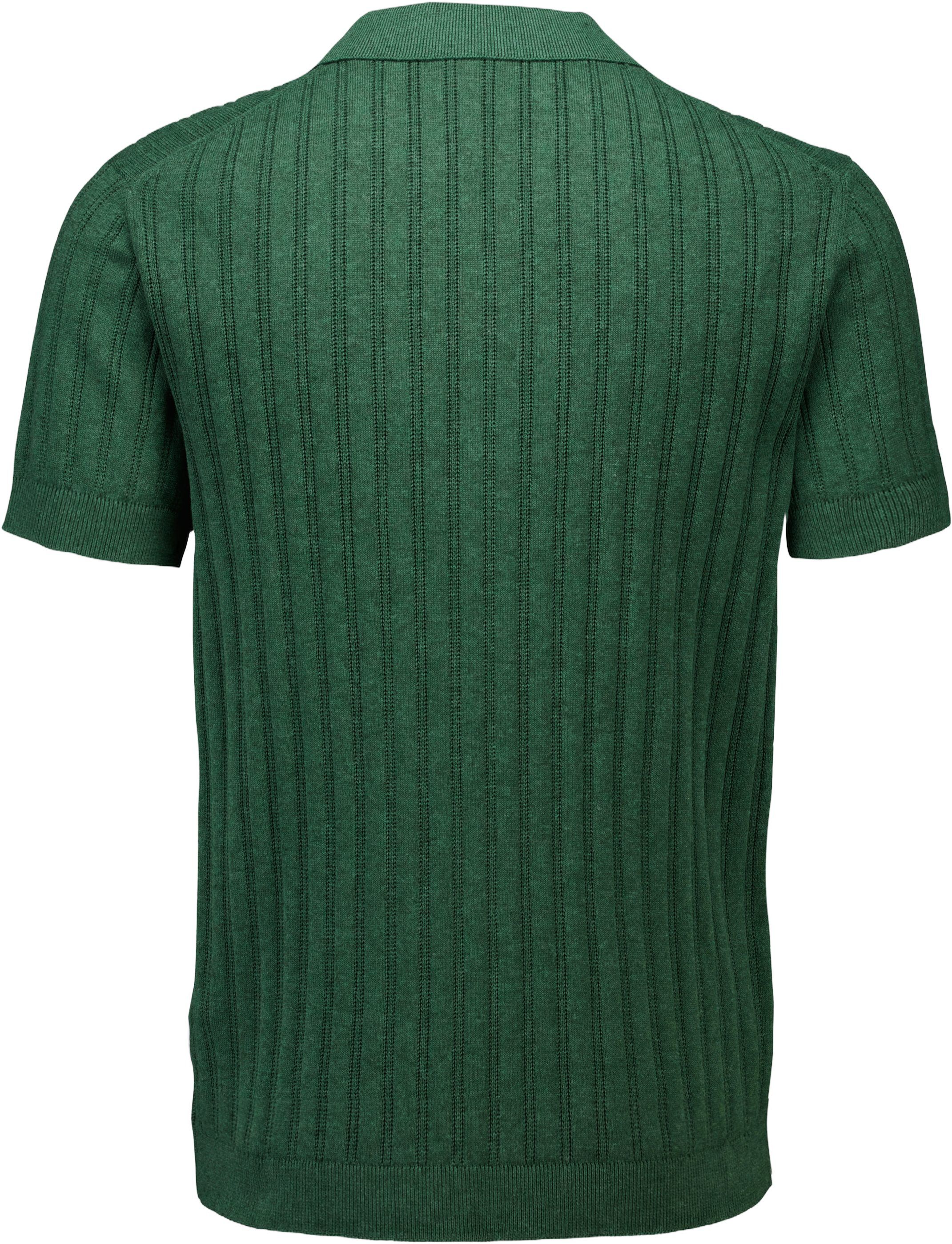 Knitted S/S v-neck polo