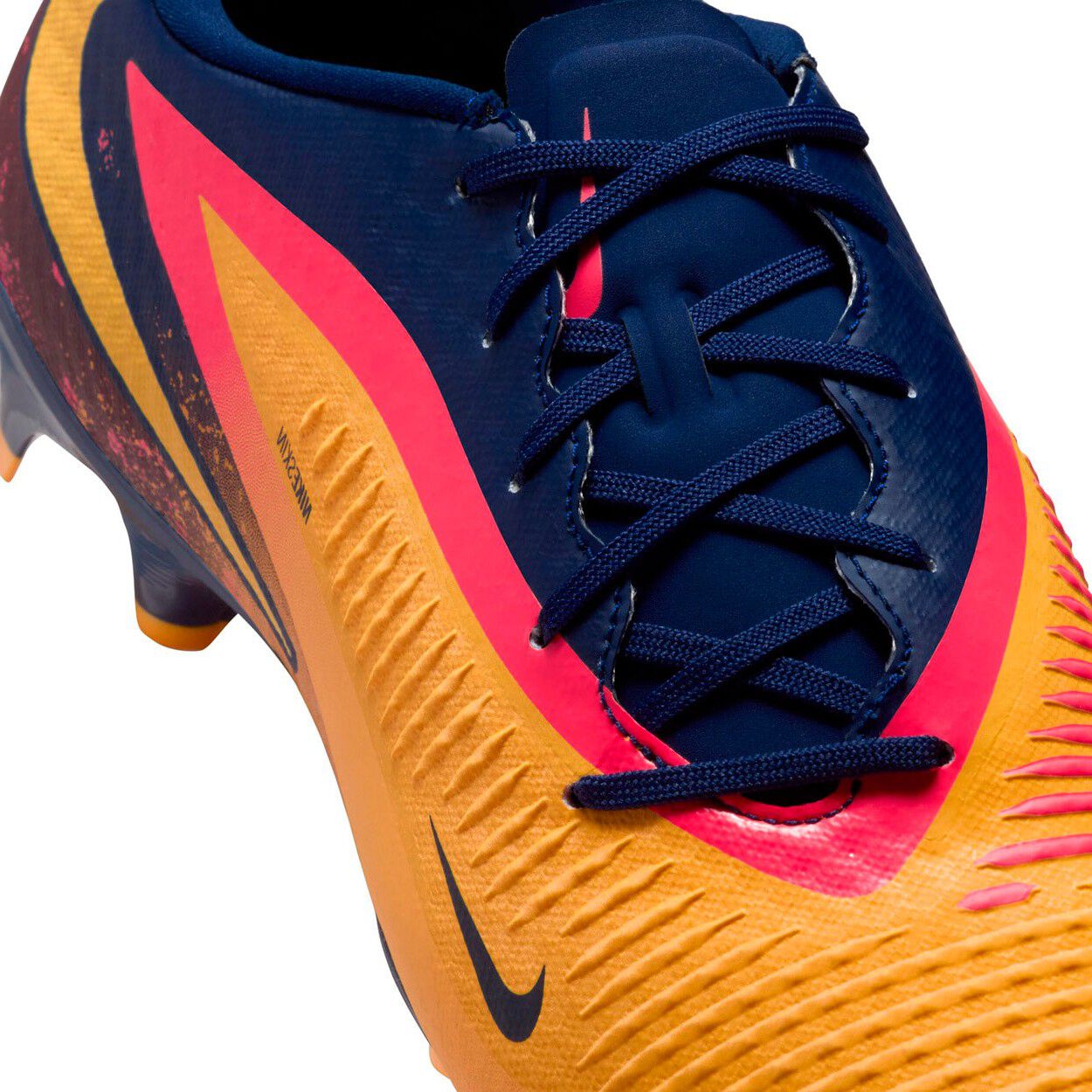 Phantom 6 Academy Erling Haaland FG/MG Fodboldst&oslash;vler