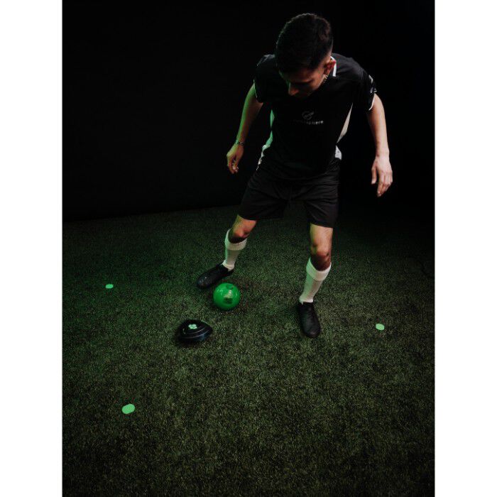 Smart ball Soccerbot Strikesphere