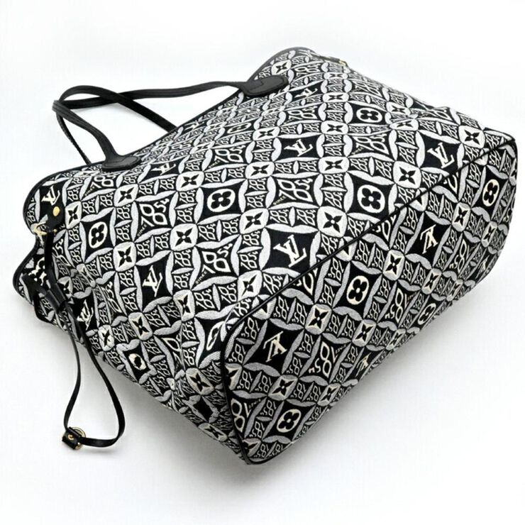 Louis Vuitton Neverfull