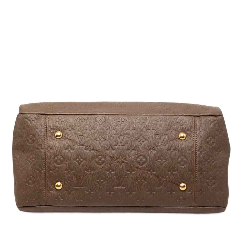Louis Vuitton Artsy