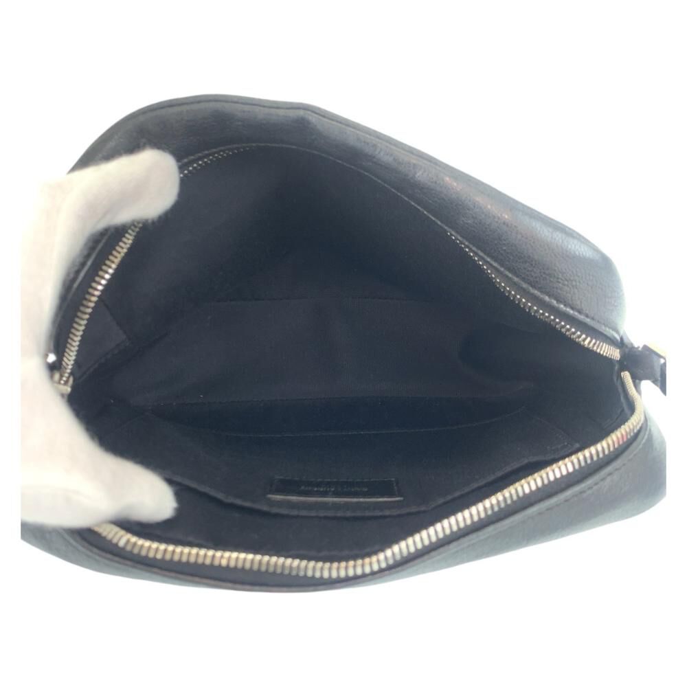 Yves Saint Laurent Shoulder Bag