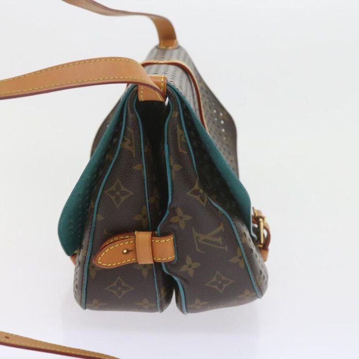 Louis Vuitton Saumur