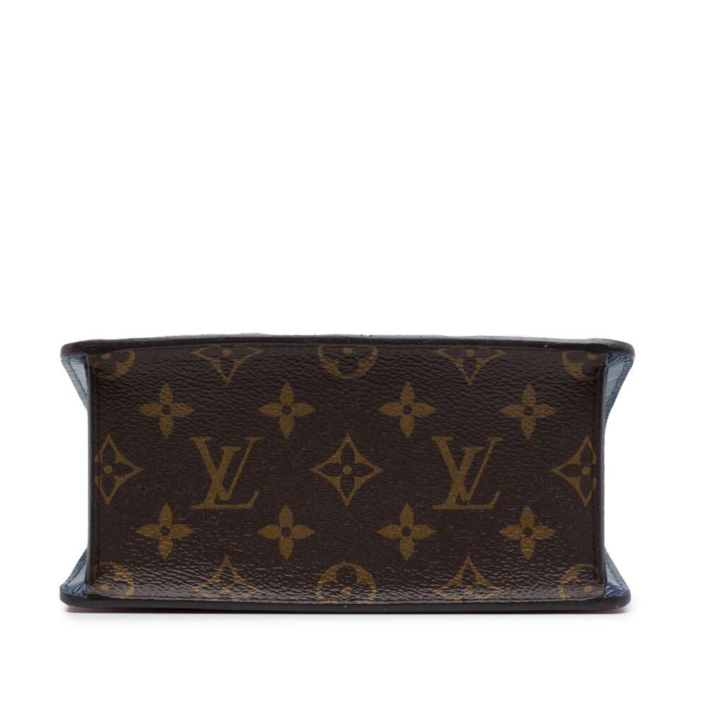 Louis Vuitton Spring Street