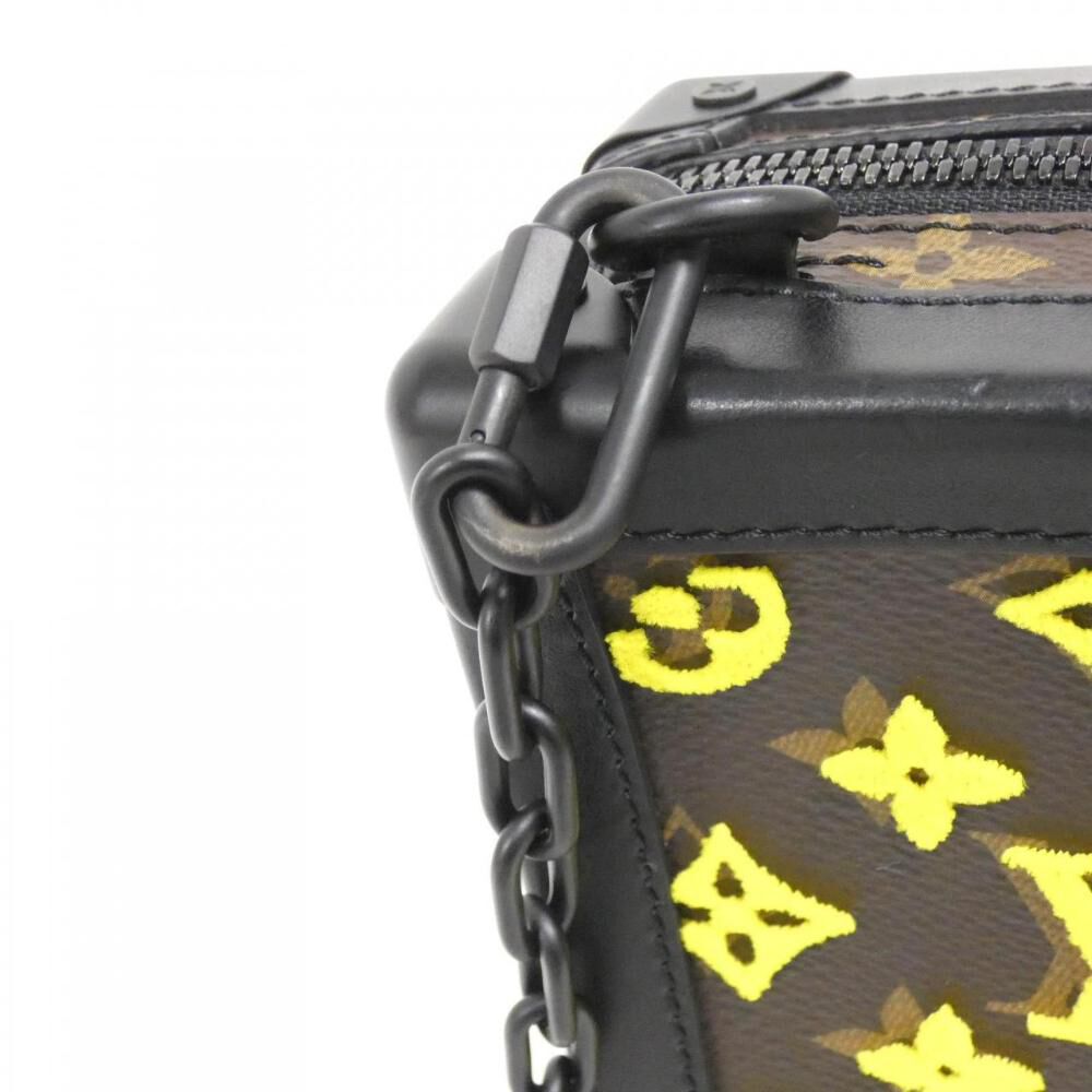 Louis Vuitton Shoulder Bags