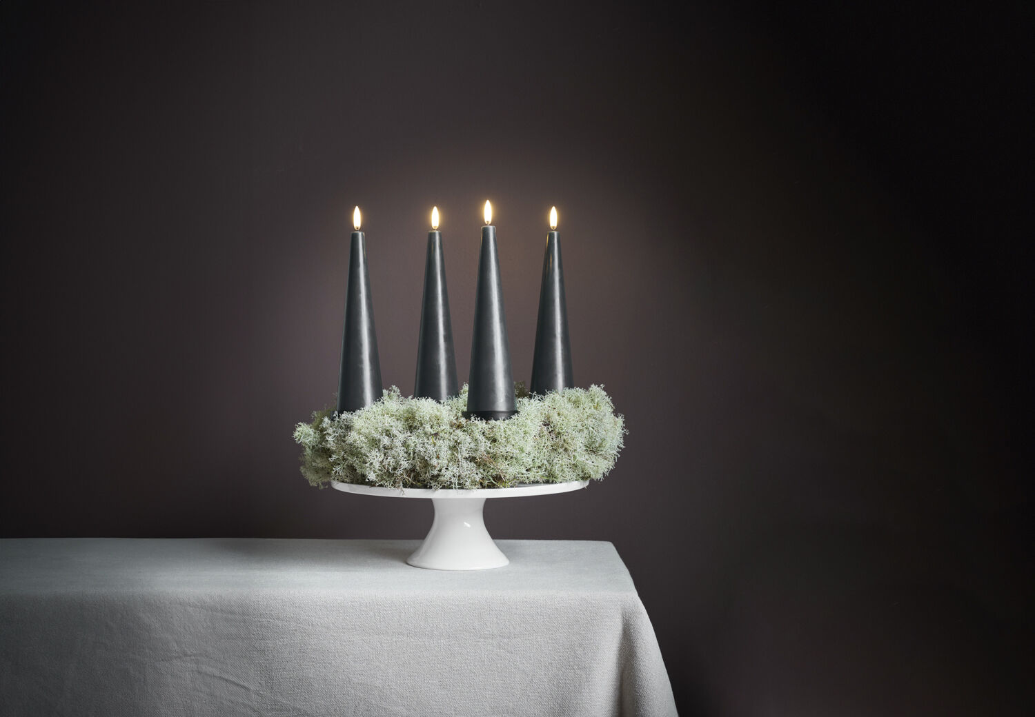 Giftbox w. spike, remote, LED cone candle, Pine green, Smoot